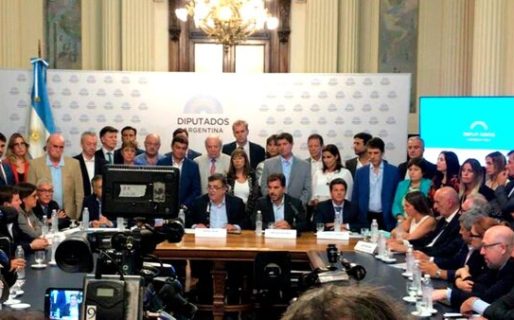 Senadores y diputados de Juntos por el Cambio insisten en su pedido para que el Congreso sesione de forma presencial