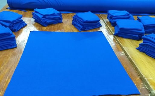 Desde la Vecinal de B° Ceferino reparten tela para armar tapabocas