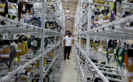 Más de 15 mil empresas no pagaron las cargas sociales y cayó fuerte el empleo