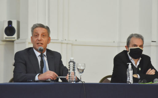 “Seguimos manteniendo todas las obras públicas en la Provincia”