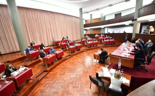 Se aprobó la emergencia sanitaria y la prioridad de pago a los trabajadores de la Salud