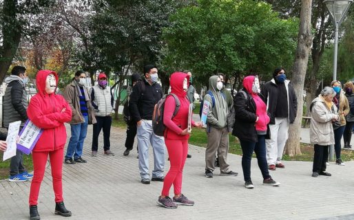 Docentes y trabajadores de salud protestaron por el pago escalonado y atrasado