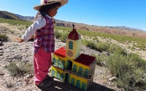 La historia detrás de la foto de Delfina y su Cabildo que conmovió a todos