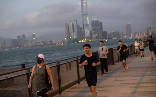 Tiene 26 años, salió a correr con barbijo y le colapsó un pulmón