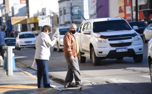 Arcioni firmó el decreto que autoriza las salidas recreativas