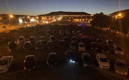 Gran convocatoria del autocine en Rada Tilly
