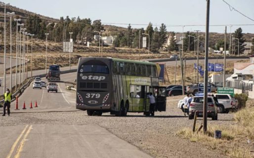Llegó un colectivo con 23 habitantes de Comodoro y Rada Tilly que estaban varados