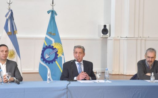 Arcioni: “Trabajamos para que la pandemia no se propague en Chubut”