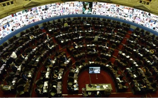 Un diputado pidió que se vacune contra el Covid a los legisladores por ser “esenciales”