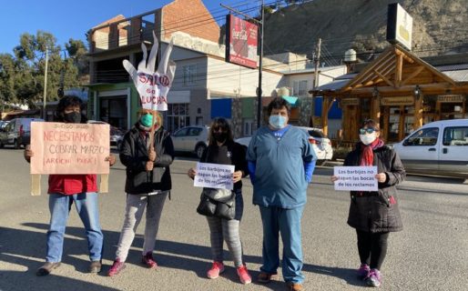 Estatales de la Salud volvieron a manifestarse en las afueras del Hospital Regional