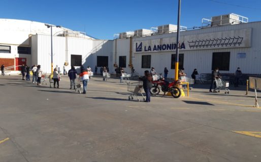 El Municipio analiza incrementar el ingreso de personas  a los Supermercados