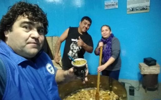 La Liga de los Barrios repartió más de 400 porciones de Locro Criollo