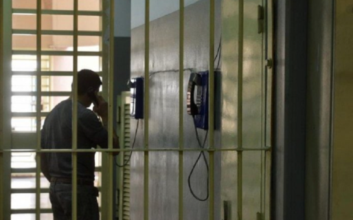 Allanaron la seccional 4ta por una causa de extorsiones telefónicas