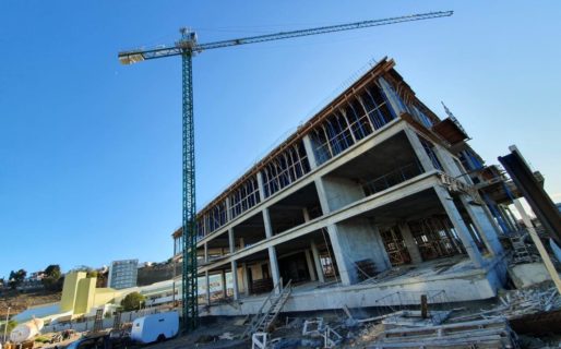 La construcción se hundió 75,6% en abril