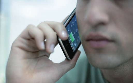 Le pidieron fotos intimas, lo extorsionaron y pagó $150.000