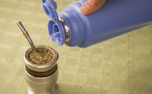 Por un mate compartido, Colón volvió a la fase 1 de la cuarentena