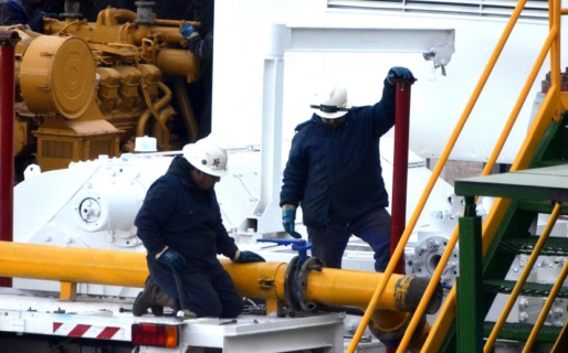 Neuquén: Petroleros realizan mini paros en las firmas que no pagaron los sueldos