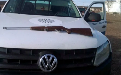 Allanamientos en Garayalde: Secuestran una camioneta y un arma de fuego