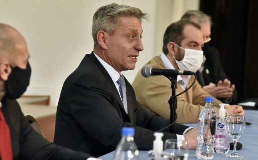 Empleados estatales aun no tienen fecha de pago de sus sueldos