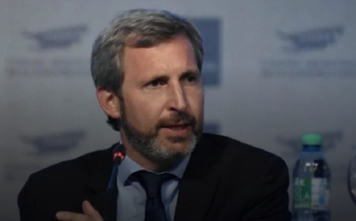 Confirman que Frigerio rompió la cuarentena para jugar al paddle