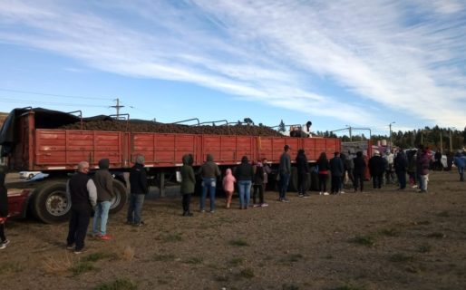 Papas y leña en la Capital Nacional del Petróleo