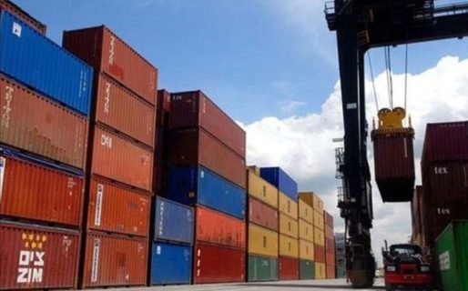 En el primer trimestre la economía cayó un 5,4% interanual