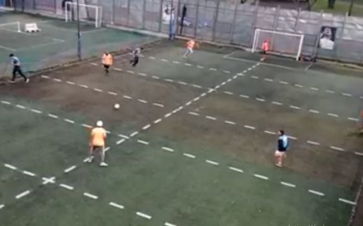 La conmovedora historia detrás del metegol humano