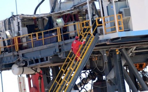 La puja por el reparto del ajuste hace crujir al entramado petrolero