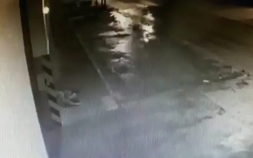 Brutal ataque de motochorros a una enfermera: la golpearon hasta dejarla inconsciente para robarle las zapatillas