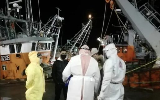 Llegaron a Rawson los marineros del Santorini