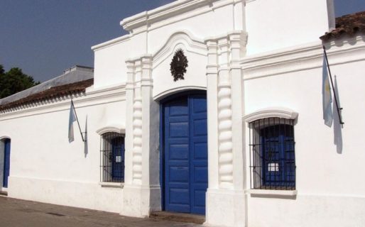 La directora de la Casa de Tucumán dice que hay actividad paranormal en uno de los salones