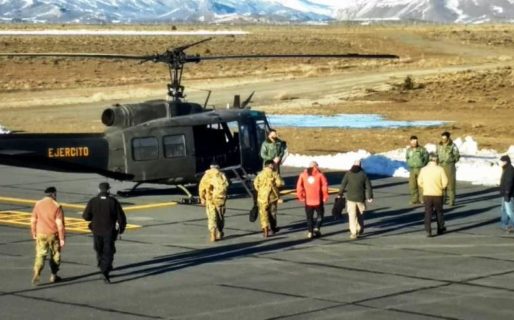 Arcioni sobrevuela la zona afectada por el temporal de nieve
