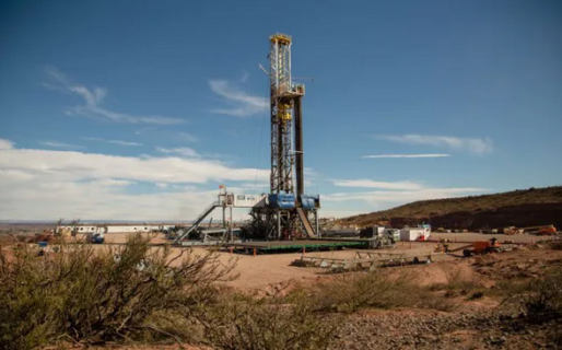 Las cuatro claves de la discusión de YPF y los petroleros