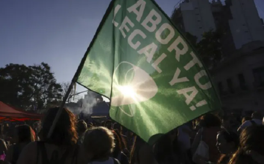 Histórico: El Senado aprobó la ley de Interrupción Voluntaria del Embarazo y hay aborto legal