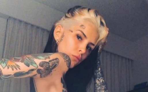 Cande Tinelli, semidesnuda en la cama: compartió dos fotos y dejó una frase a libre interpretación