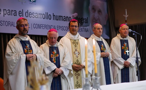 La Iglesia pide la convocatoria a un diálogo y a un acuerdo social y político