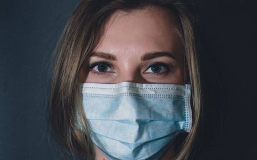 Desarrollan el primer barbijo que inactiva el virus de la Covid-19