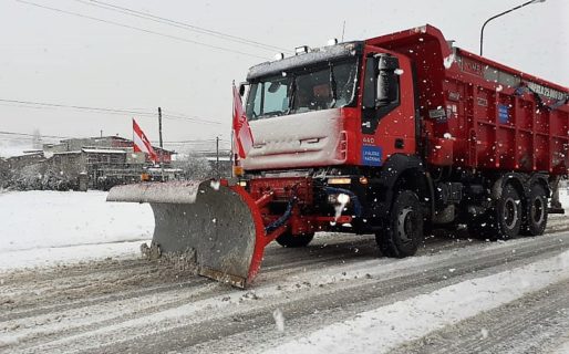Rige un alerta por nevadas persistentes