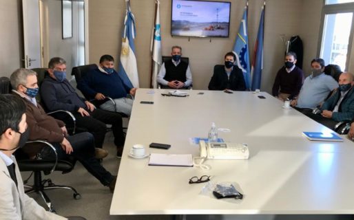 Ávila: “De los 1.500 trabajadores que están en su casa, mil son de YPF”