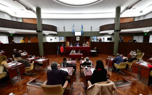 El jueves podría ser tratada la restructuración de la deuda