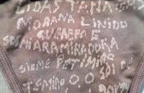 Un hombre roba bombachas de los tender y las regresa con mensajes obscenos