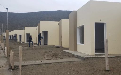 Le entregaron una casa del IPV hace semanas pero le explotó un calefactor y tiene filtraciones