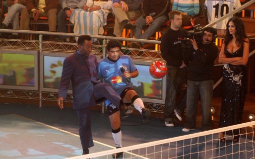 Las anécdotas desconocidas de los encuentros de Maradona con Pelé y Tyson: a 15 años del debut de “La Noche del 10”