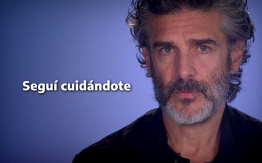 «Pensé que era sólo una gripe»: la dura campaña con famosos del Gobierno para reducir los encuentros sociales