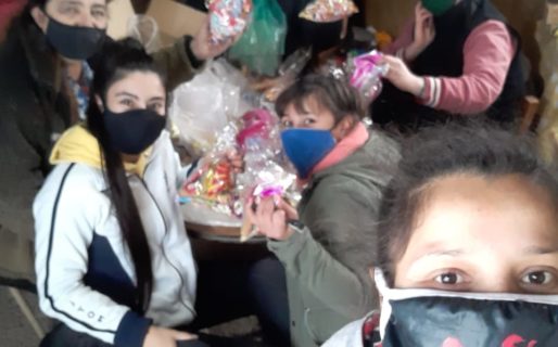 Barrio Sismográfica se prepara para llevarle  presentes a los niños en su día