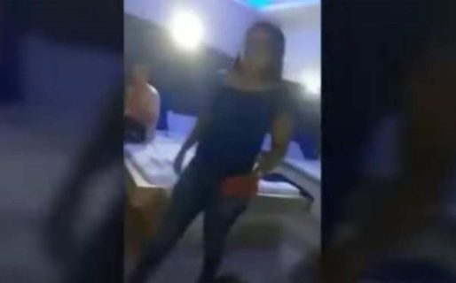 Una mujer descubrió en un «telo» a su nuera que en días se iba a casar con su hijo