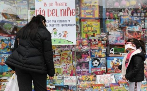Día del Niño: Regalar juguetes importados costará $ 2.800 en promedio