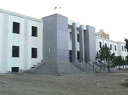 Ex director de un colegio denunció tráfico de títulos falsos