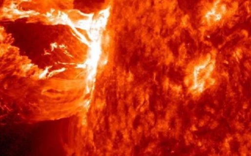 Una erupción solar provocaría un apagón a nivel mundial este viernes