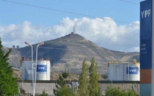 “Hay que recuperar el valor estratégico de YPF porque está en una situación dramática”